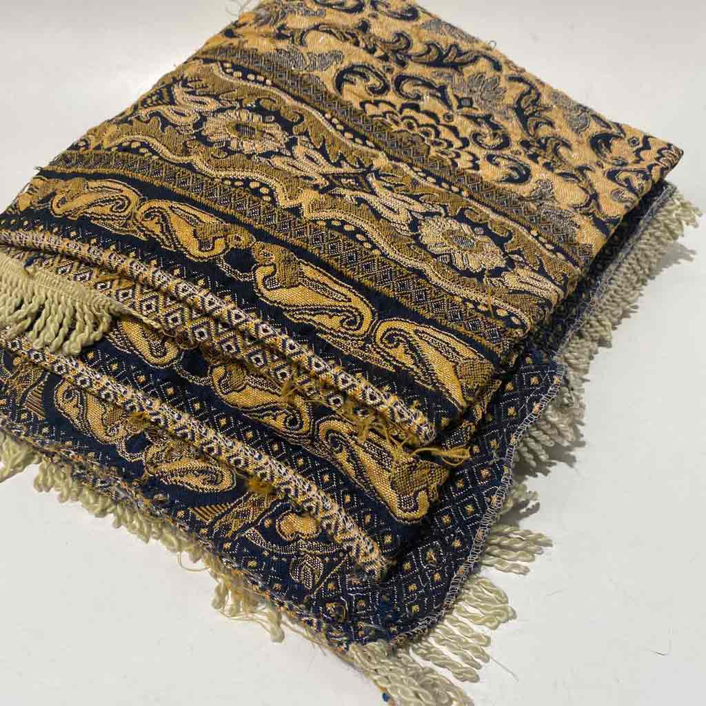 BLANKET, (Throw) Navy Gold Pattern w Fringe